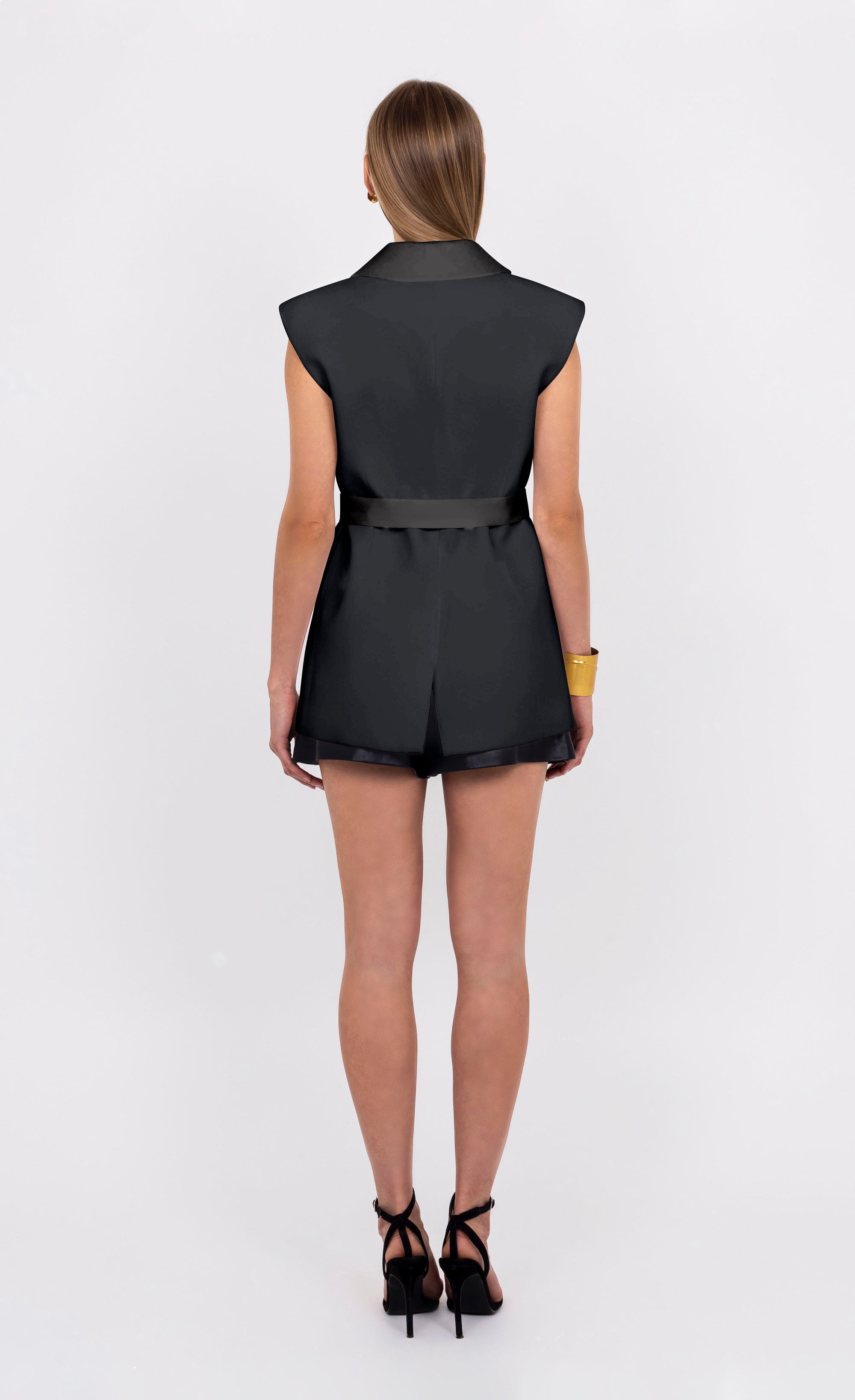 Back view of the Roza sleevless blazer with belt by Leochèle