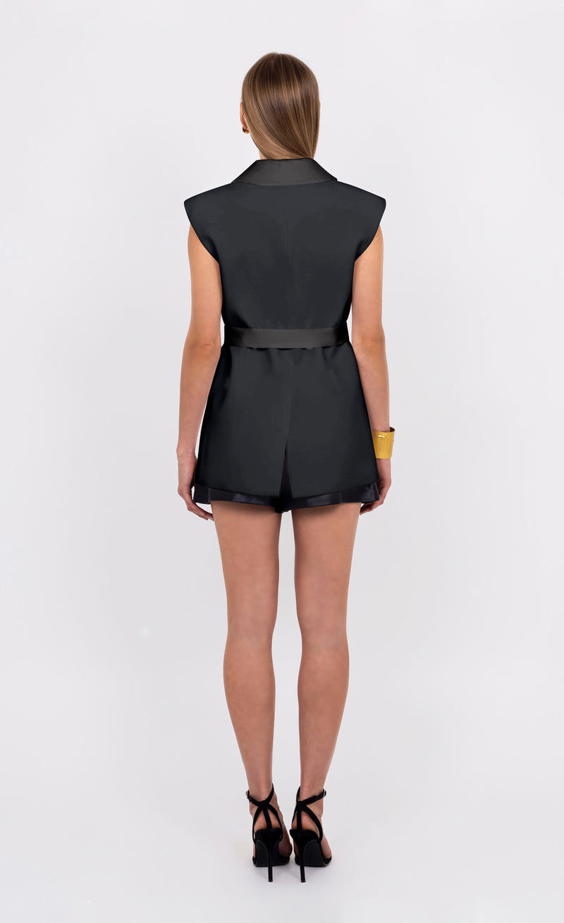 Back view of the Roza sleevless blazer with belt by Leochèle